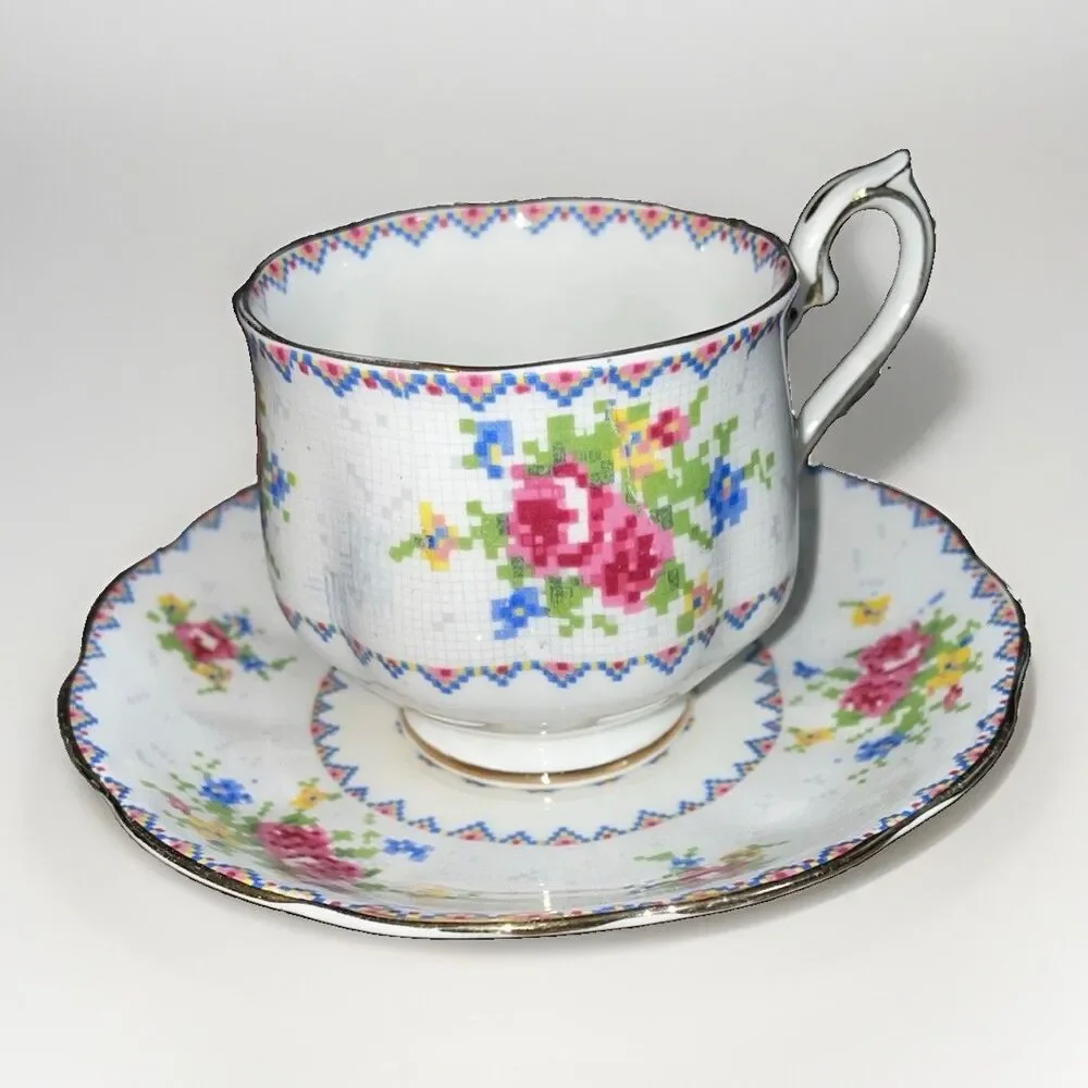 Vintage Royal Albert Petit Point Teacup & Saucer Bone China England #778676